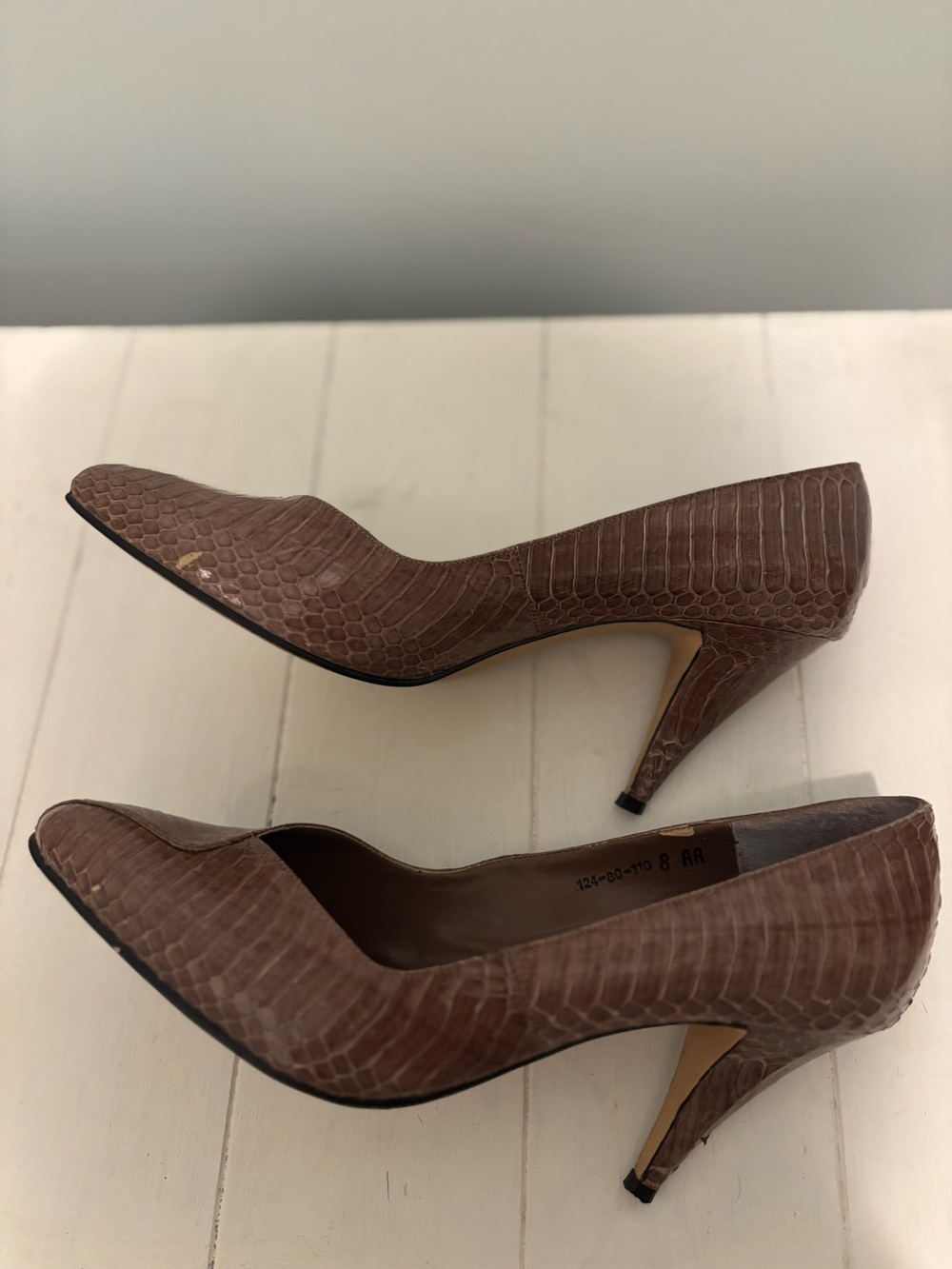Vintage Felipe Genuine Snakeskin Pumps 8 AA Brown Heels Original Box. - Picture 15 of 16